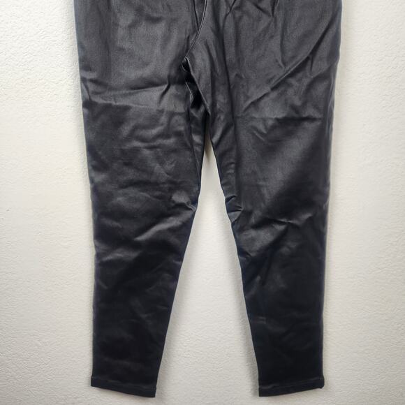Retrofete Tally Pant in Black Faux Leather Size Medium NWT - Picture 7 of 11